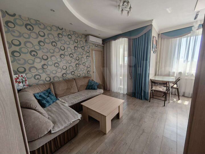 2-к. квартира, 60 м², 6/17 эт.