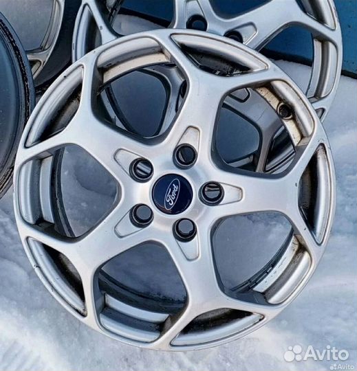 Литые диски Ford R16 5x108 borbet S