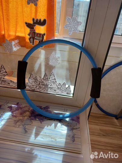 Обруч новый, лоток практически новый