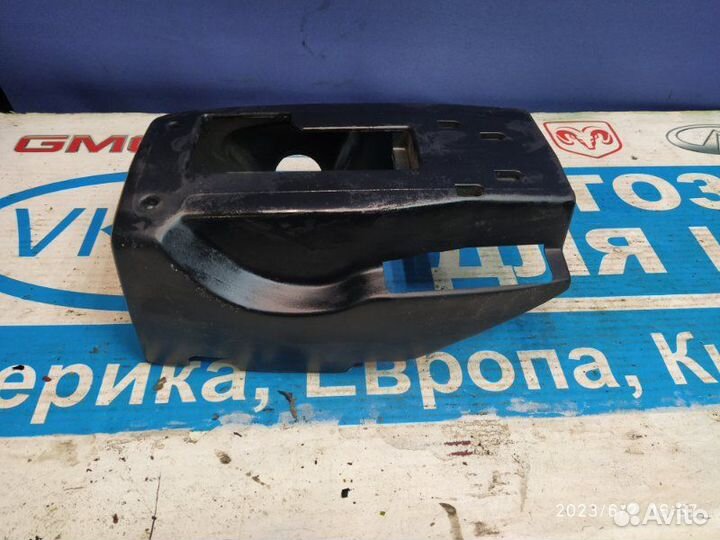 Кожух рулевой колонки Ford Escort 95-00