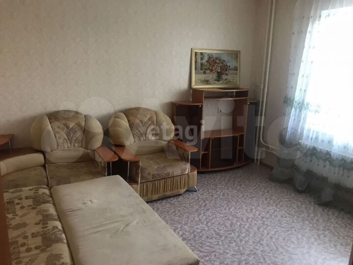 1-к. квартира, 43 м², 2/9 эт.