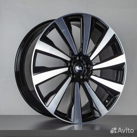 Новые кованые диски R22 на LiXiang Li L8