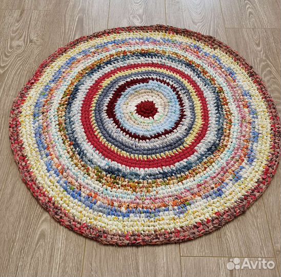 Коврик ручной работы