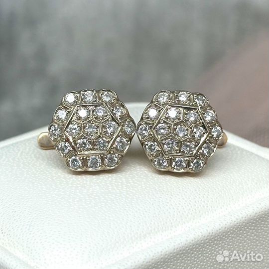 Золотые уникальные серьги бриллиантами 1,30 ct