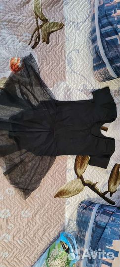 Купальники и балетки для танцев