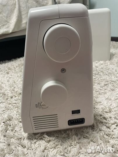 Швейная машина astra