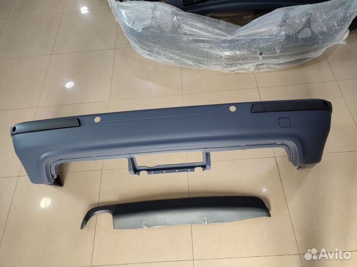 Бампер задний на bmw е 39 m тех