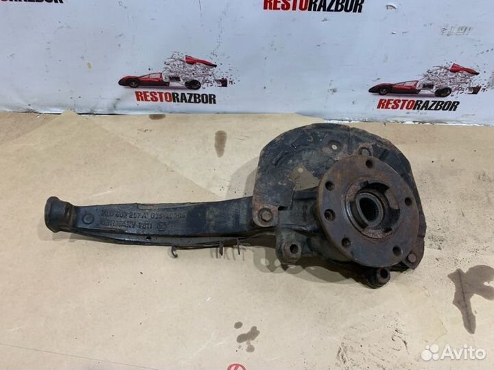 Кулак поворотный передний левый Porsche Cayenne