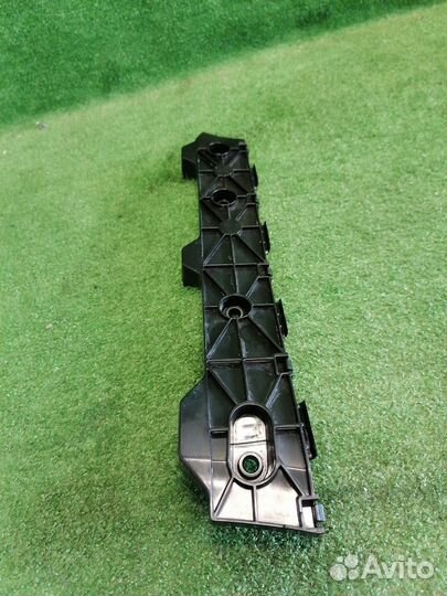 Кронштейн бампера задний правый Faw Bestune T99