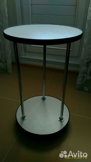 Столик