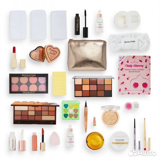 Набор Revolution Beauty Heroes Edit 25 Days