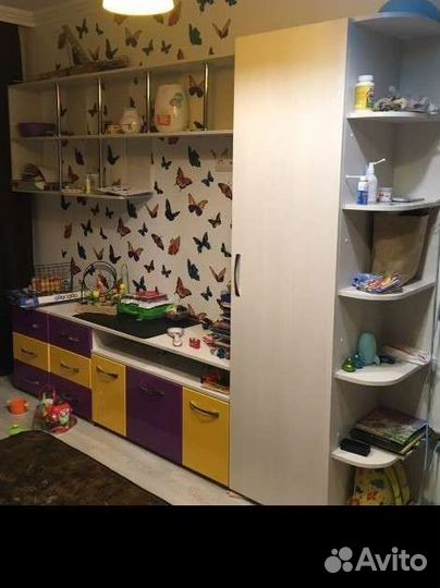 Кровать двухьярусная,детский гарнитур