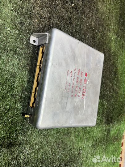 Блок управления двигателем 2.6 ABC Audi