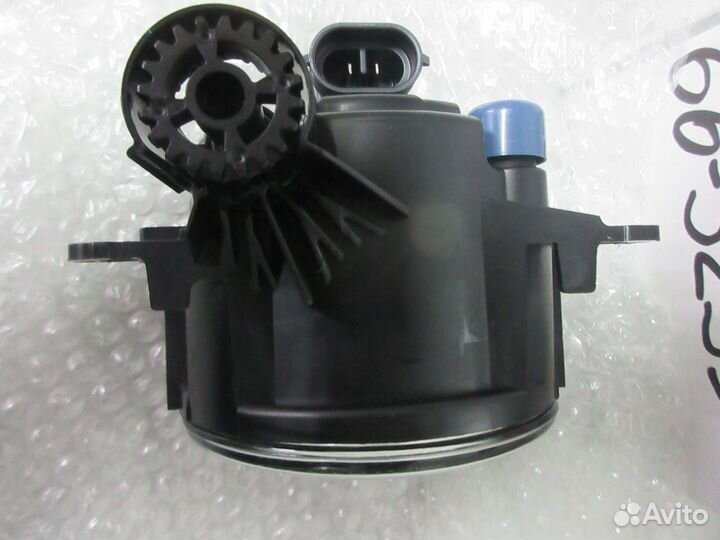 Фара противотуманная правая Mitsubishi Outlander X