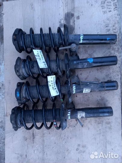 Передние стойки VW- гольф 5, тоуран