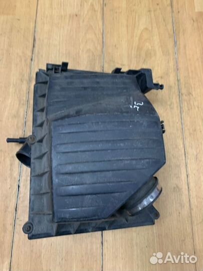 Корпус воздушного фильтра Opel Meriva A минивэн