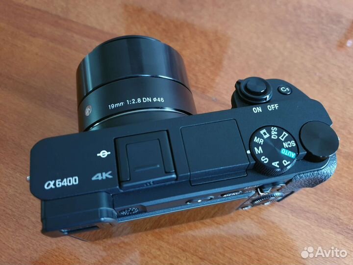 Sony alpha A6400 + объектив Sigmа 19mm, f2.8