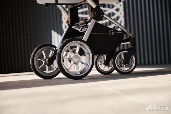 Детские коляски 2 в 1/3 в 1 Новые