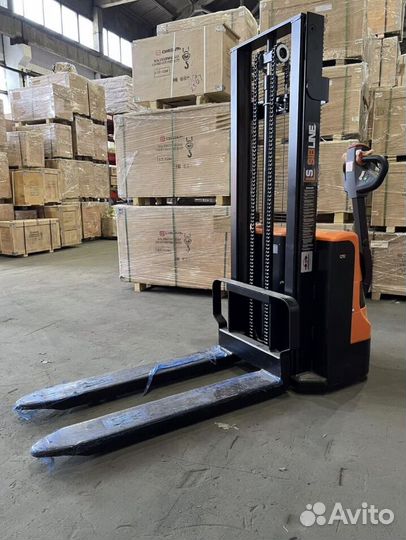 Самоходный штабелер sibline АКБ: 2х 12