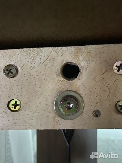 Кухонный стол