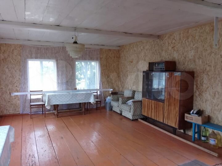 Дом 35 м² на участке 12 сот.