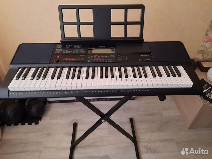 Синтезатор casio CT-X700