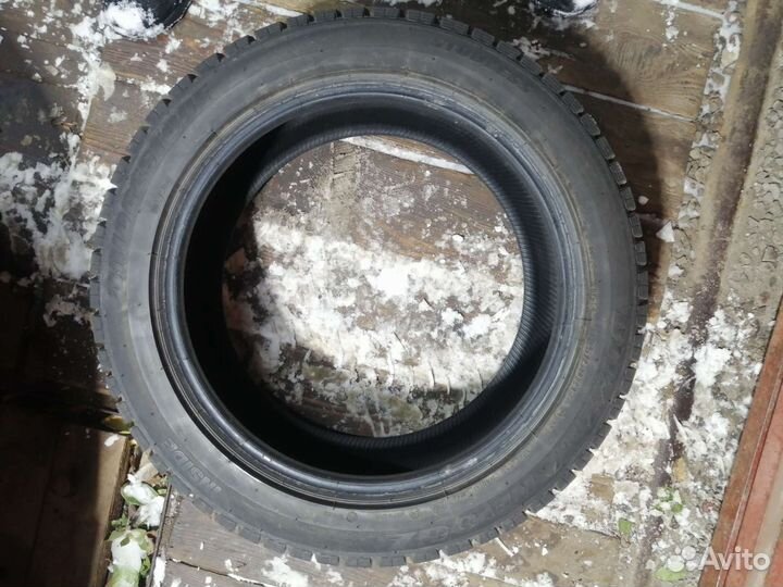 Bridgestone Blizzak Revo GZ 225/50 R17 94S