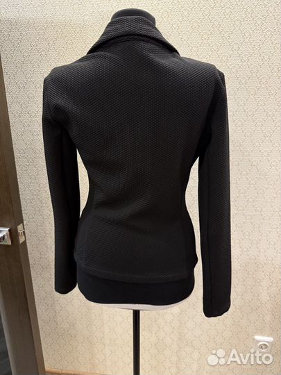 Жакет женский приталенный