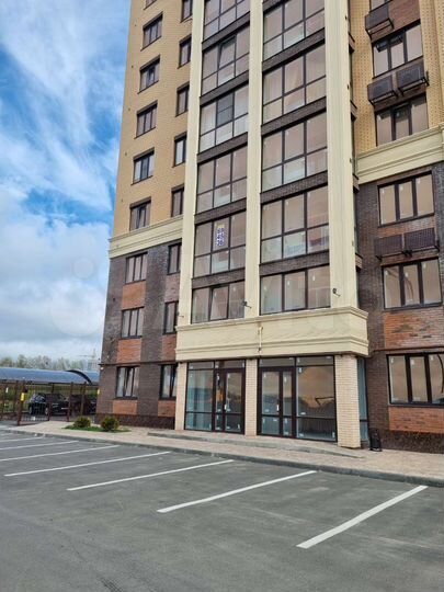 2-к. квартира, 75 м², 2/8 эт.