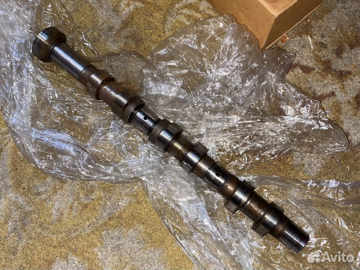 Распредвал Мерседес 272 мотор