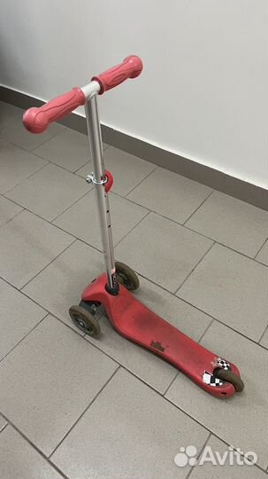 Детский самокат Трехколесный самокат Globber Primo