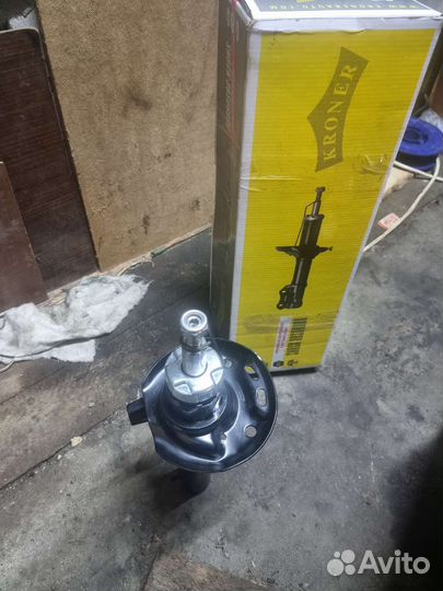 Стойки передние vag Kroner комплект