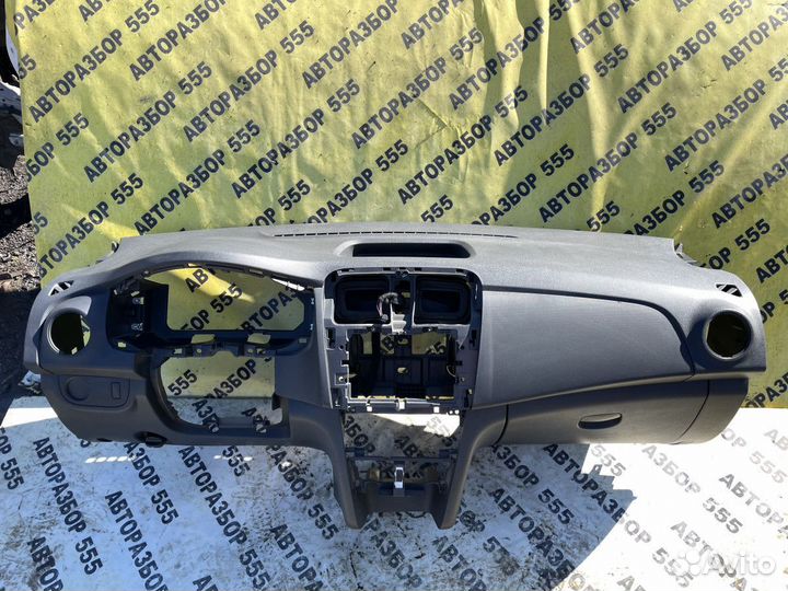 Торпедо Renault Logan 2