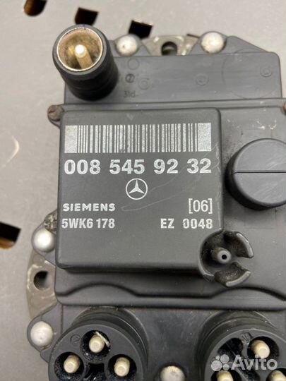 Коммутатор Mercedes-Benz S124 M102.963 1992