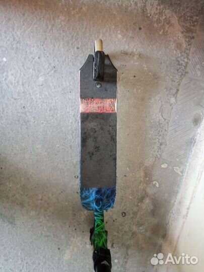 Трюковой самокат