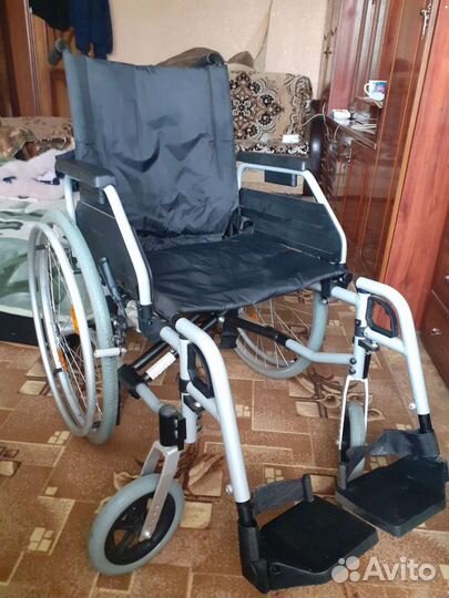 Коляска инвалидная