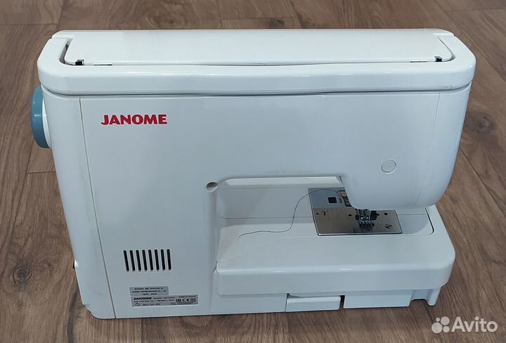 Швейная машина janome qc2325