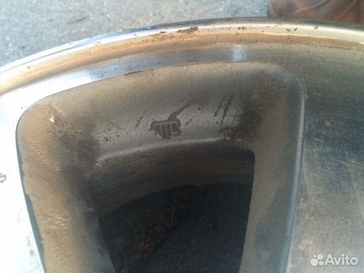 Комплект литых дисков 15