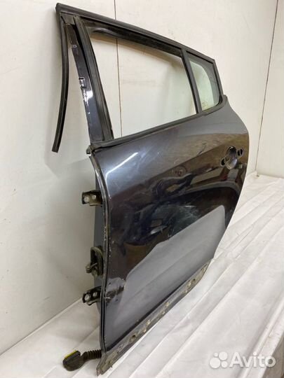 Дверь задняя левая Renault Megane 3 2008-2016