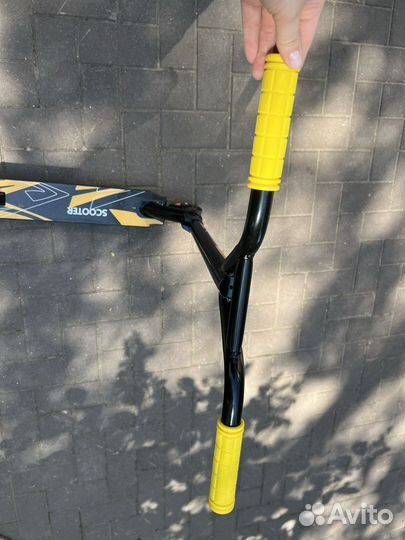 Трюковой самокат scooter