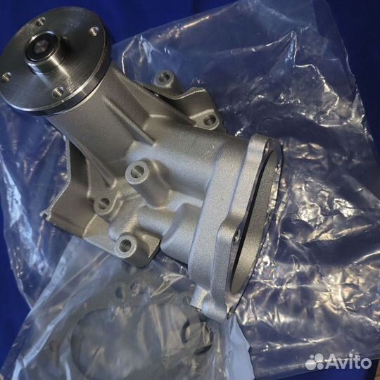 Помпа Mitsubishi L200 Pajero Sport