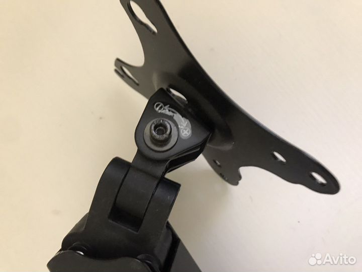 Кронштейн для монитора onkron