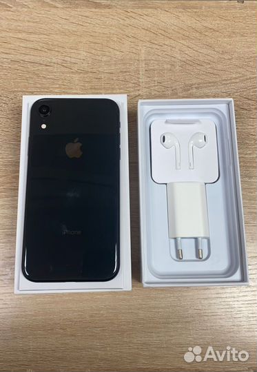 iPhone Xr, 64 ГБ