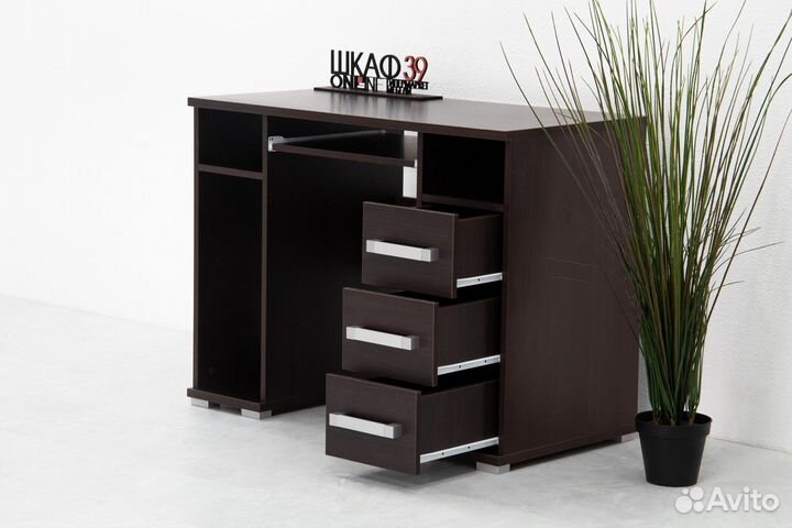 Maximus M31 Стол письменный Венге (Польша)