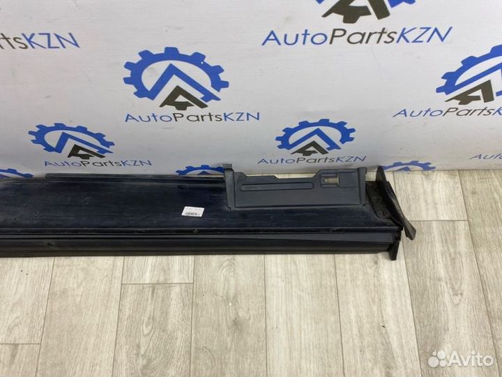 Молдинг порога правый Mazda Cx-30 PY