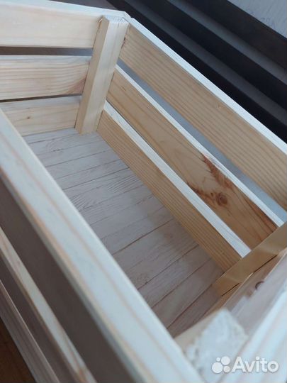 Деревянный ящик