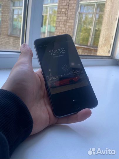 iPhone 8 Plus, 64 ГБ