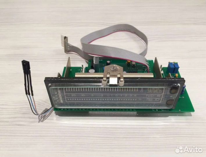 Магнитофон олимп 005С,С1 пиковый индикатор и ду