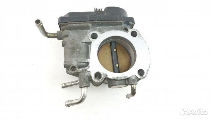 Дроссельная заслонка Toyota Camry ACV30 2azfe