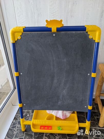 Магнитно маркерная доска